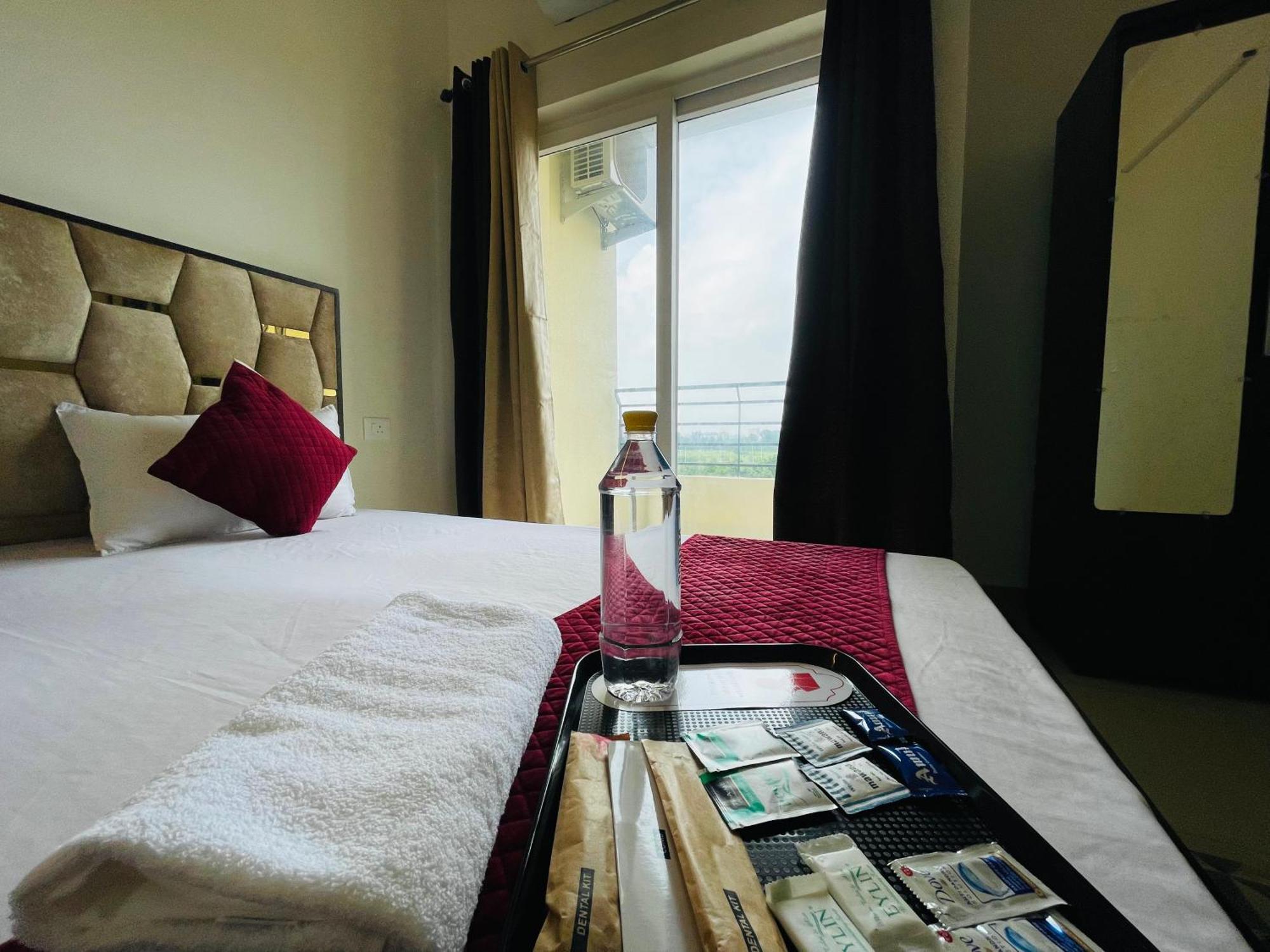 Homestay Atulyam Sushant Golf *