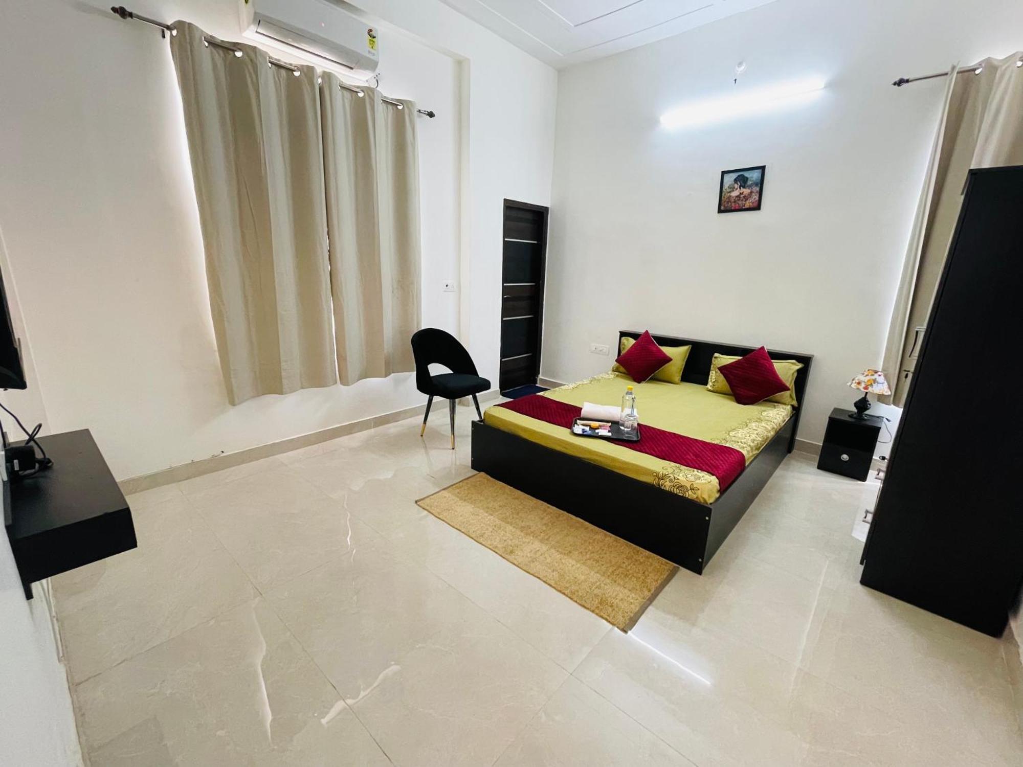 Atulyam Sushant Golf Homestay *