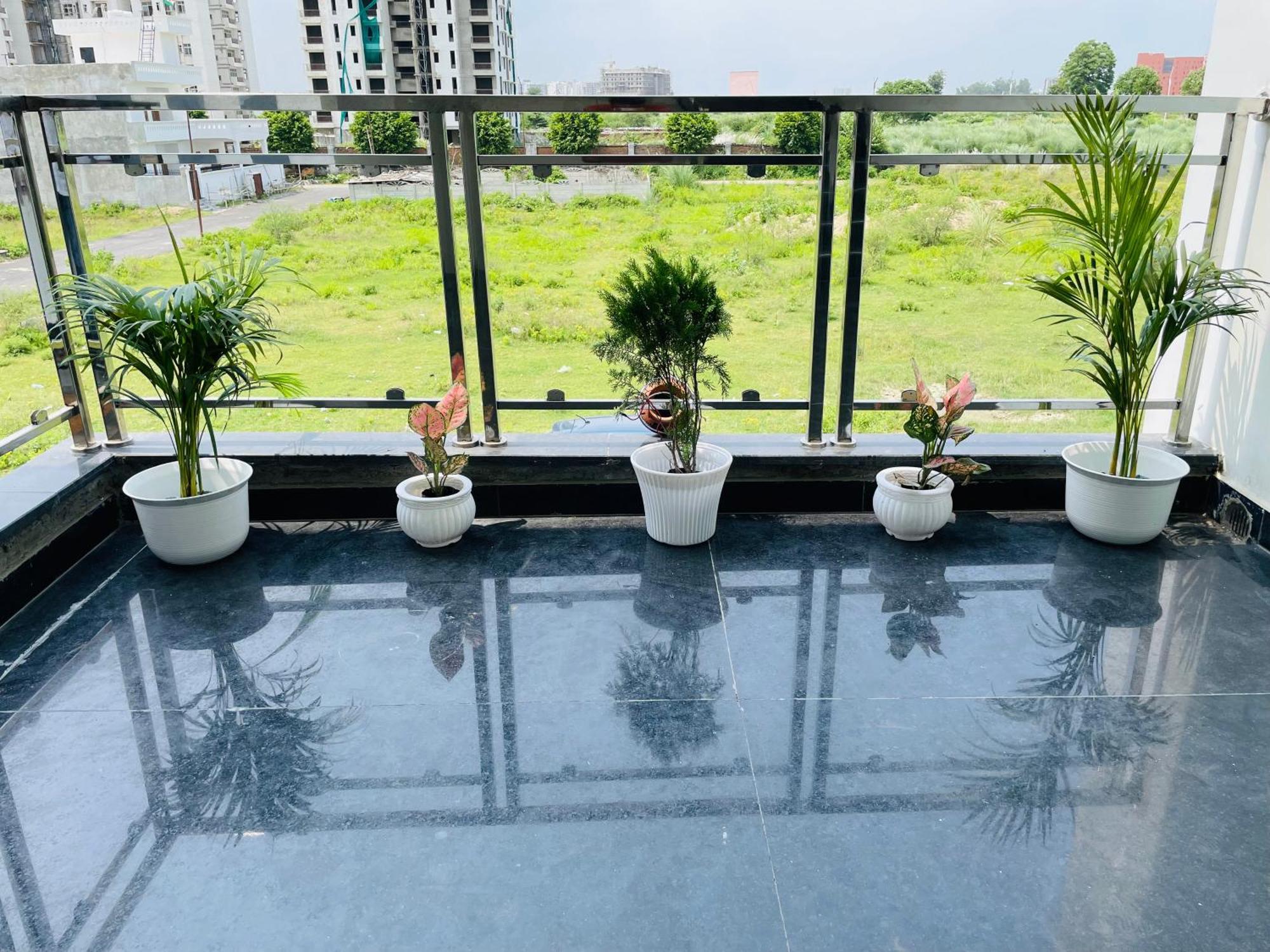 Atulyam Sushant Golf