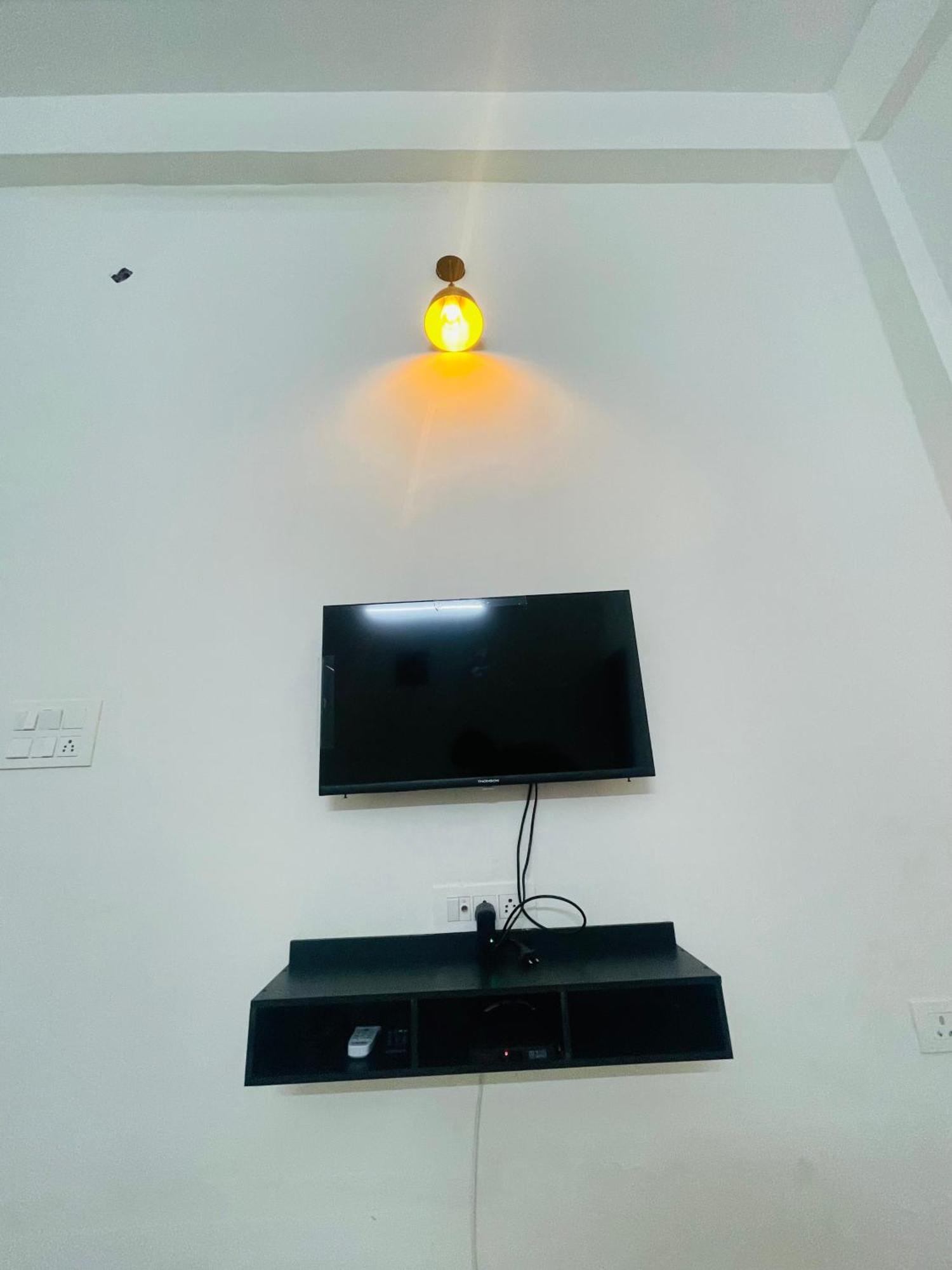 Atulyam Sushant Golf Homestay *