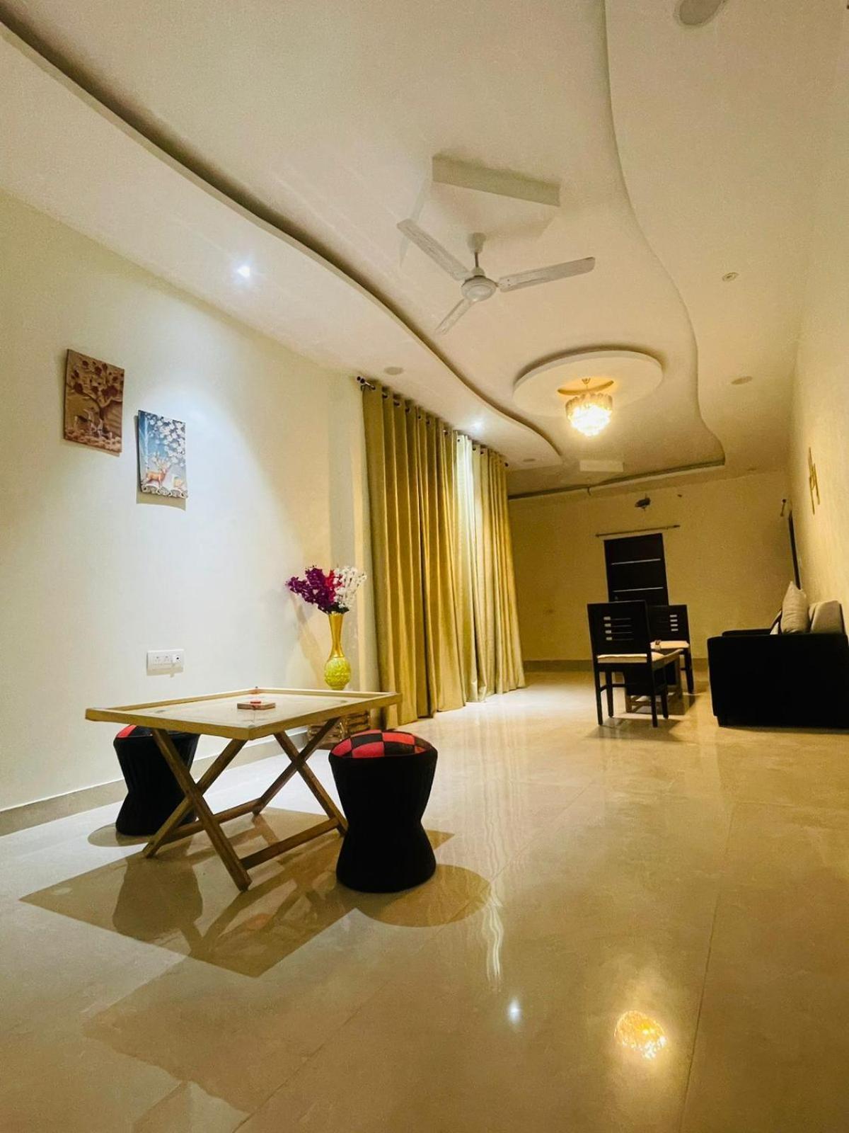 Atulyam Sushant Golf Homestay Lucknow