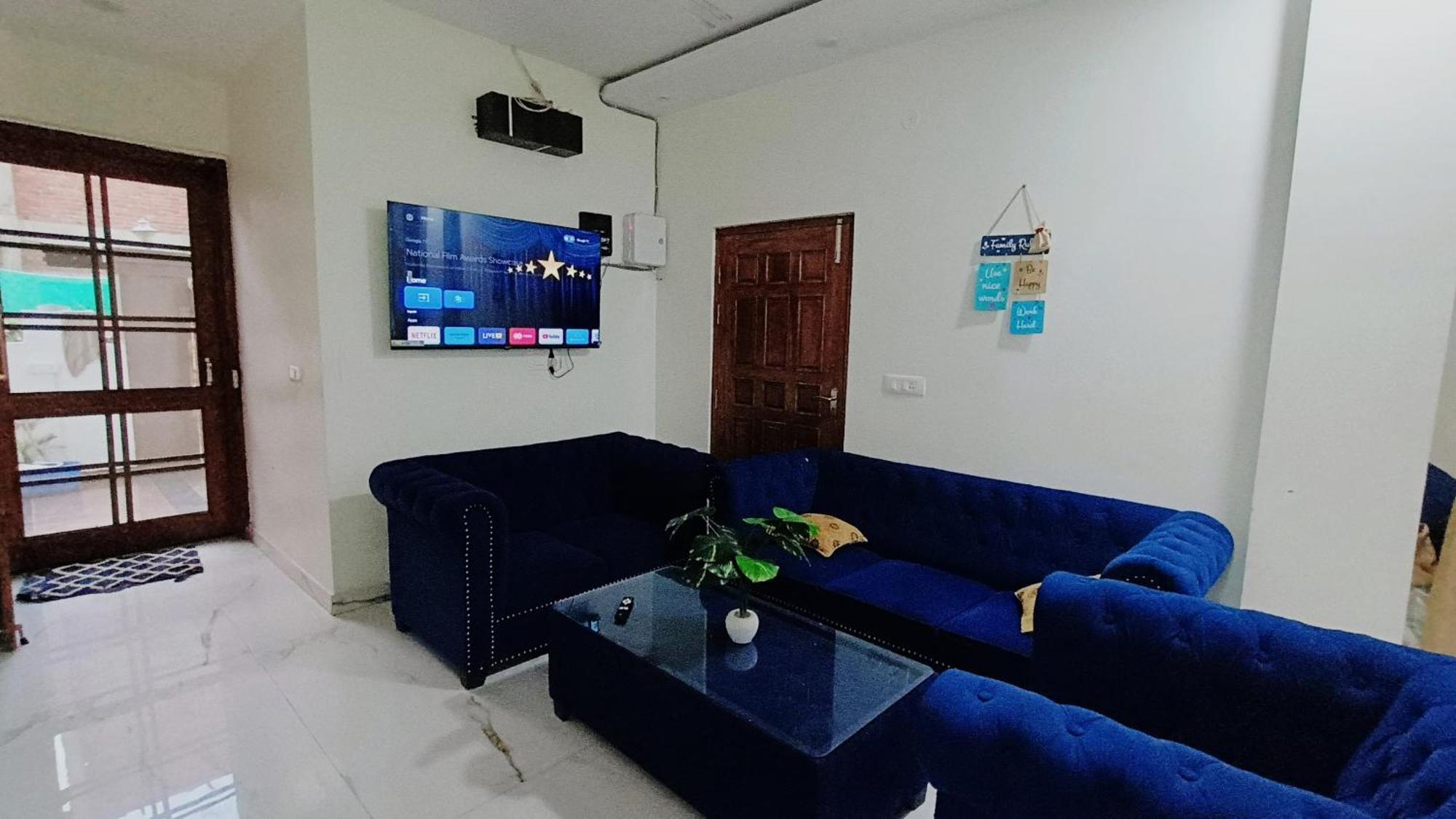 Homestay Atulyam Sushant Golf
