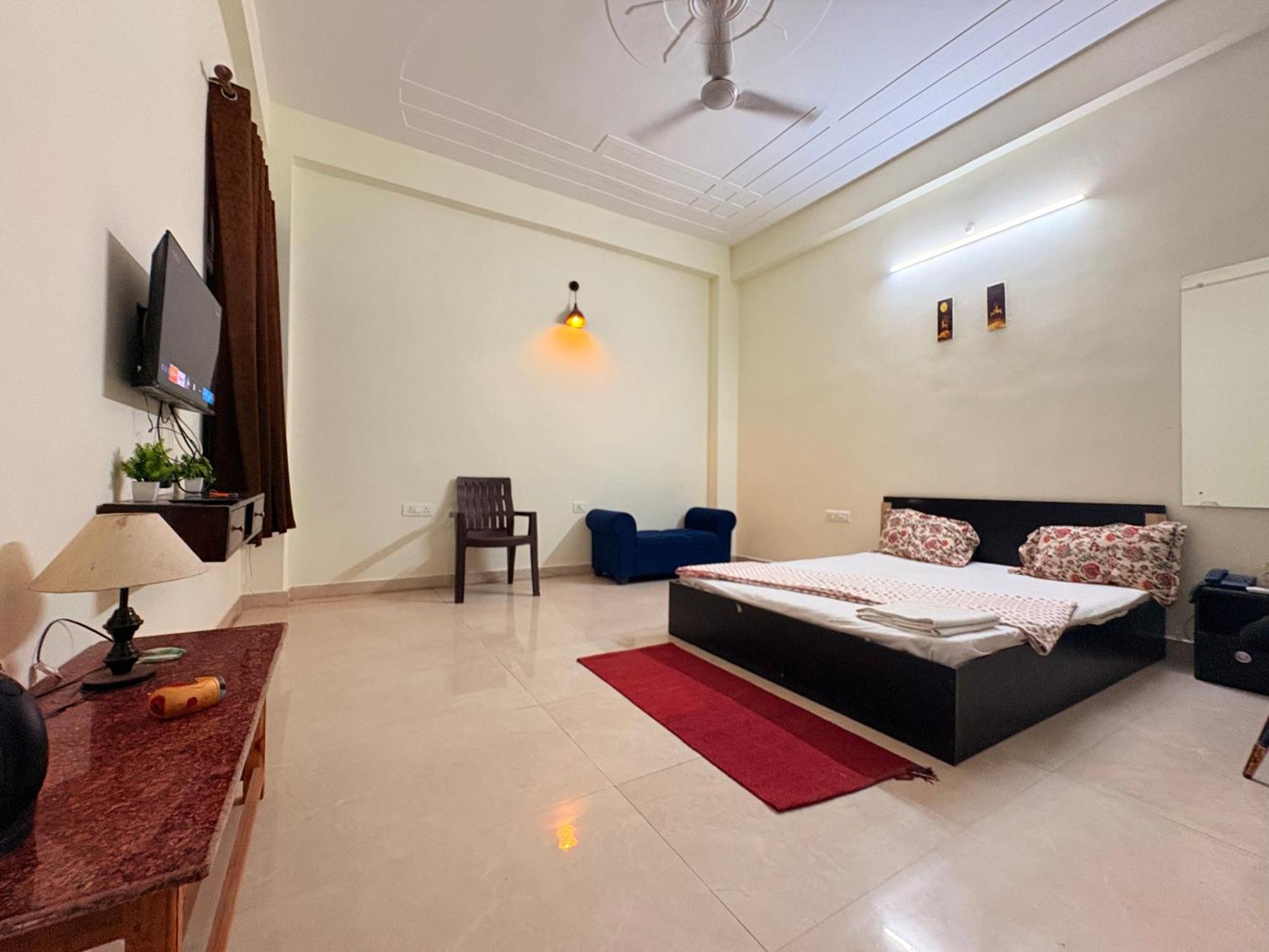 Homestay Atulyam Sushant Golf Lucknow
